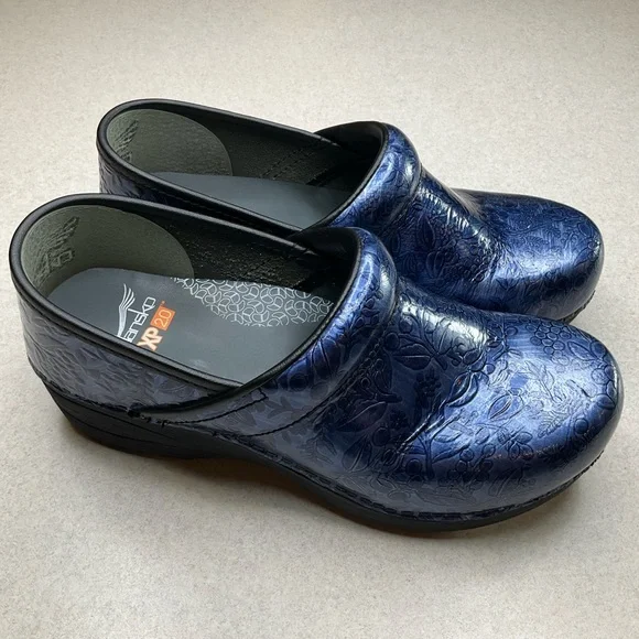 Dansko XP 2.0 Professional Clog 37 Patent Navy Blue Embossed Floral - Picture 4 of 10